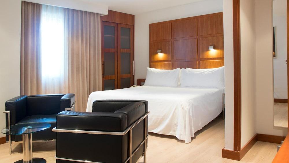 Hotel Port Azafata Valencia Manises