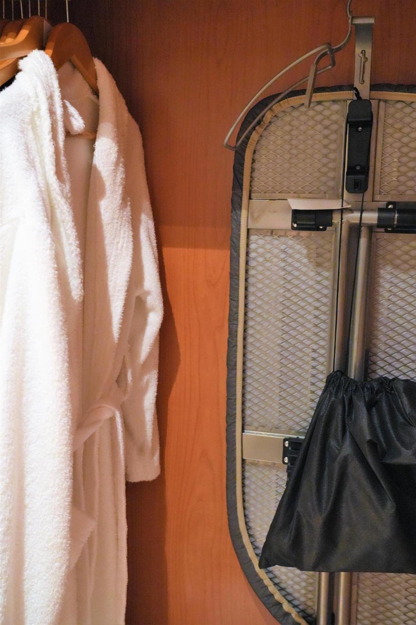 Port Azafata Valencia Hotel 4*
