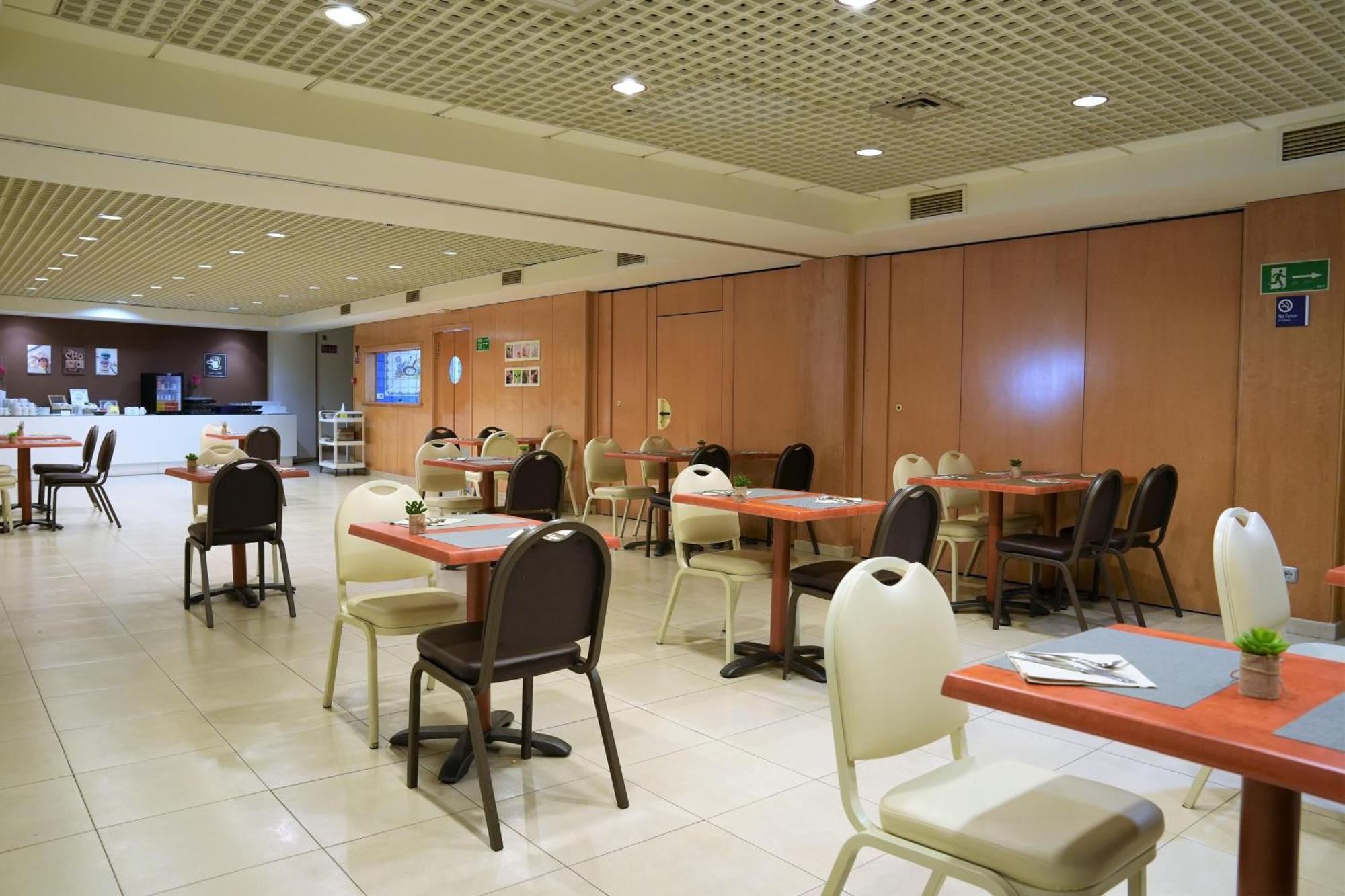 Hotel Port Azafata Valencia 4*