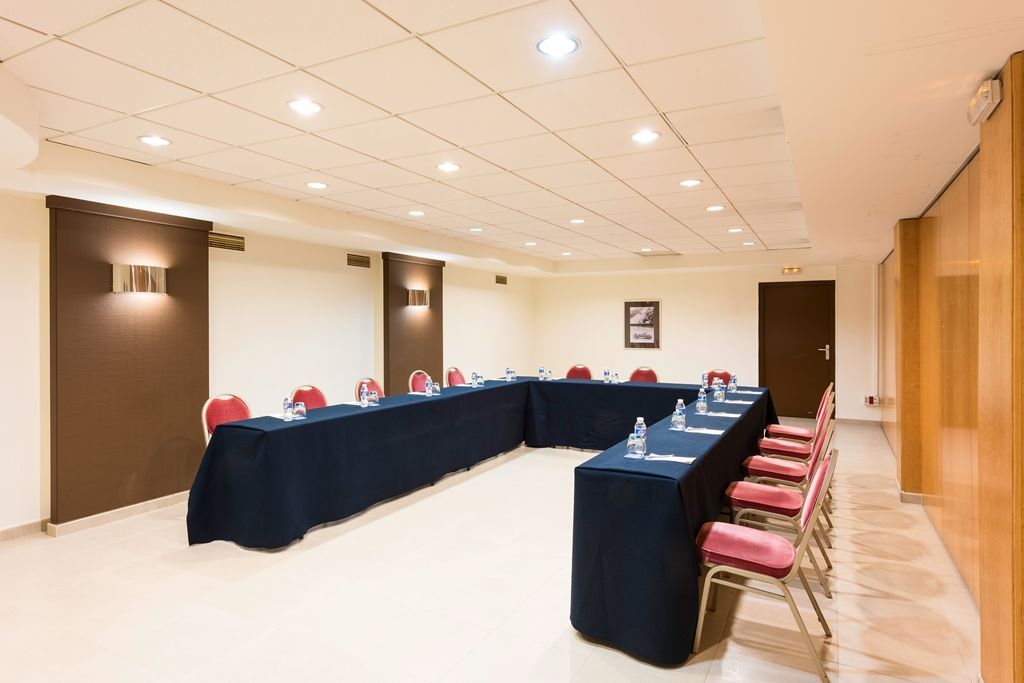 Port Azafata Valencia Hotel Manises