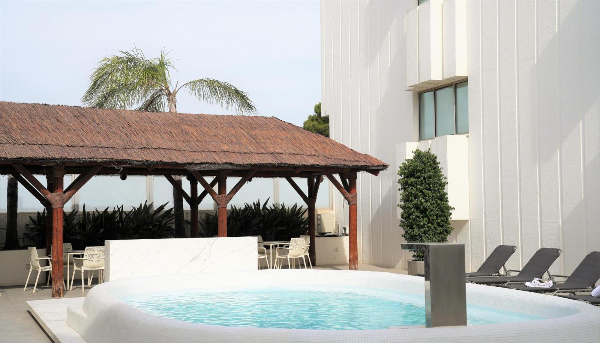 Port Azafata Valencia Hotel 4*